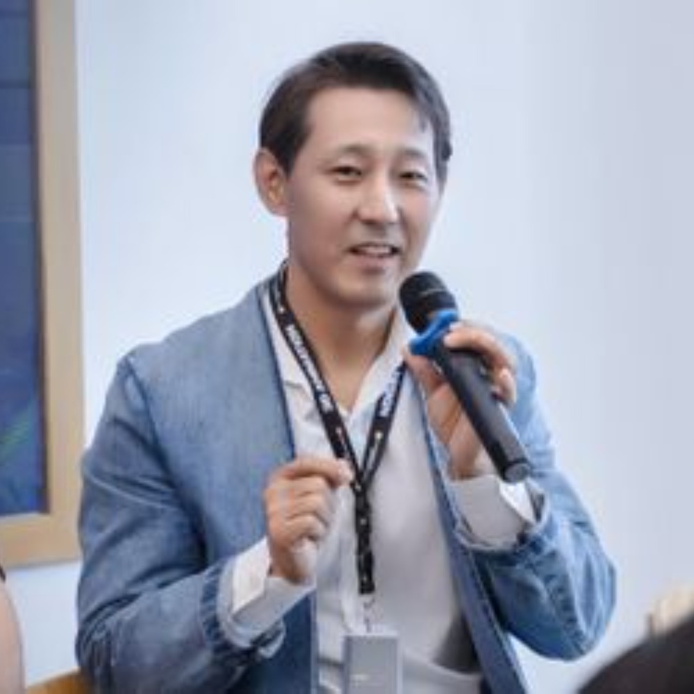 MR PARK